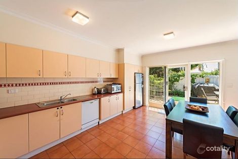 Property photo of 2/208 Alexandra Parade East Clifton Hill VIC 3068