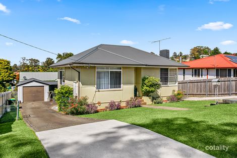 15/15a Carr Pde, Unanderra, NSW 2526