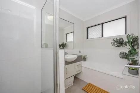 Property photo of 4 Epping Way Mount Low QLD 4818