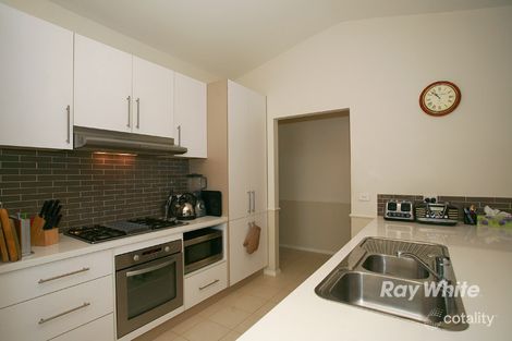 Property photo of 1 Hawkshead Place Cranbourne North VIC 3977