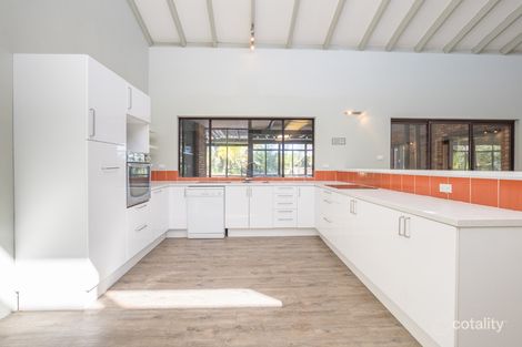 Property photo of 11 Jury Close Ocean Reef WA 6027