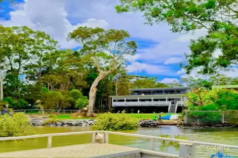 63 Coondooroopa Dr, Macleay Island, QLD 4184