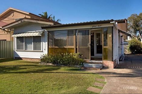 Property photo of 48 Third Avenue Palm Beach QLD 4221