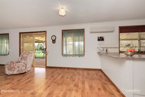 Property photo of 6 Thiele Crescent Evanston Park SA 5116