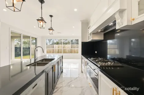 Property photo of 3 Copper Drive Catherine Field NSW 2557