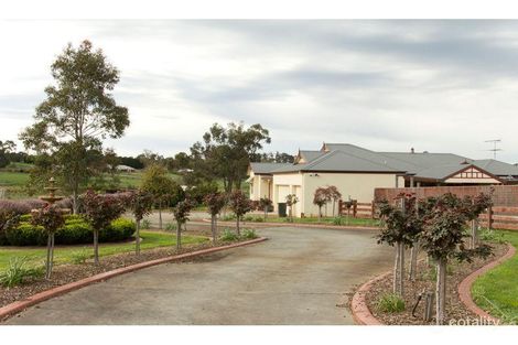 22 Nottingham Ct, Drouin, VIC 3818
