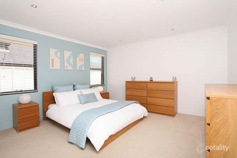 Property photo of 4 Baird Way Tapping WA 6065