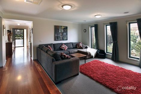 Property photo of 12 Penelope Court Gisborne VIC 3437