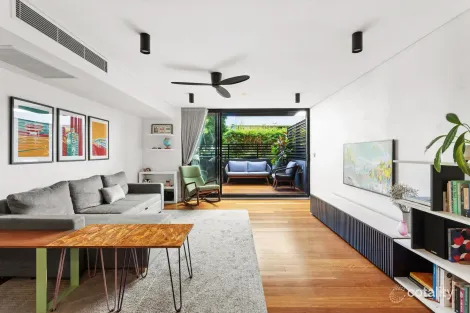 Property photo of 16 Gantry Lane Camperdown NSW 2050