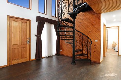 Property photo of 39 Centre Avenue Werribee VIC 3030