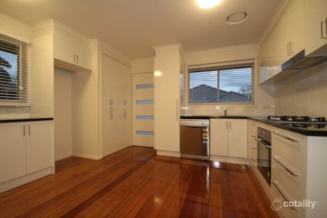 Property photo of 13 Wimbledon Court Mooroolbark VIC 3138