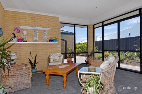 Property photo of 15 Corymbia Green Baldivis WA 6171