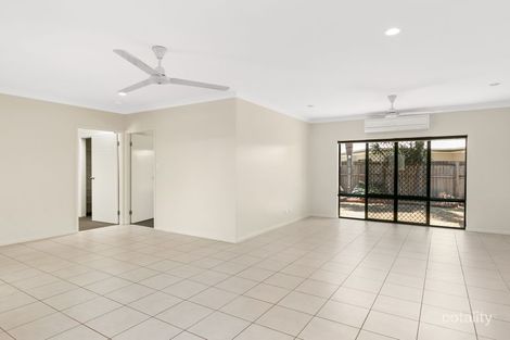 Property photo of 5 Kaban Grove Trinity Park QLD 4879
