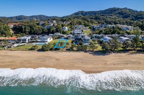 Property photo of 6 Oceanfront Drive Sapphire Beach NSW 2450
