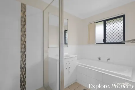 Property photo of 22 Cable Court Blacks Beach QLD 4740