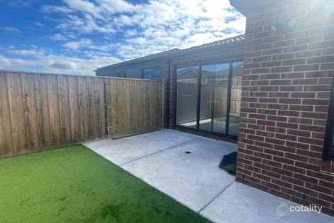 Property photo of 16 Ivory Road Donnybrook VIC 3064