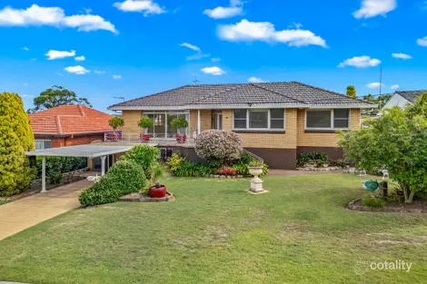 Property photo of 16 Compton Street Rutherford NSW 2320