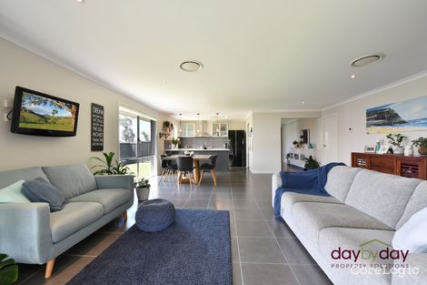 Property photo of 18 Discovery Drive Fletcher NSW 2287