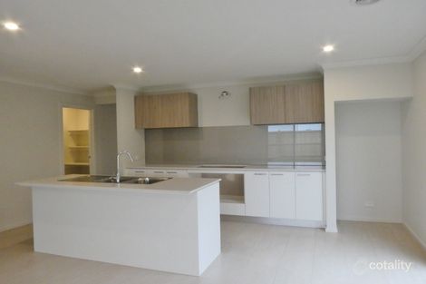 Property photo of 25 Ayredale Street Clyde VIC 3978