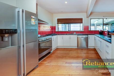 Property photo of 18 Huntingfield Drive Hoppers Crossing VIC 3029