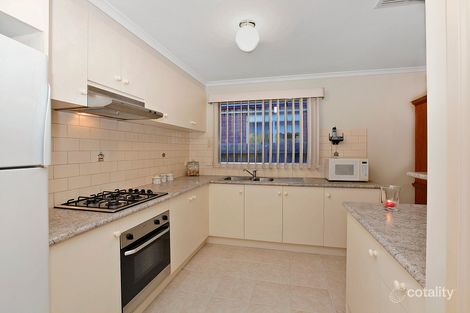 Property photo of 18 Elinda Place Reservoir VIC 3073