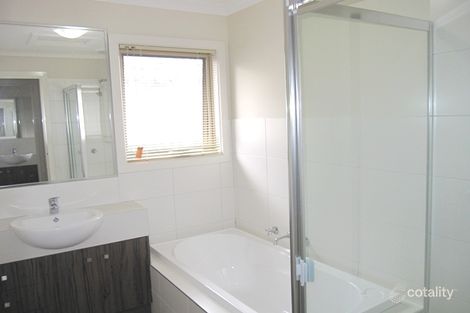Property photo of 5 Nirvana Drive South Morang VIC 3752