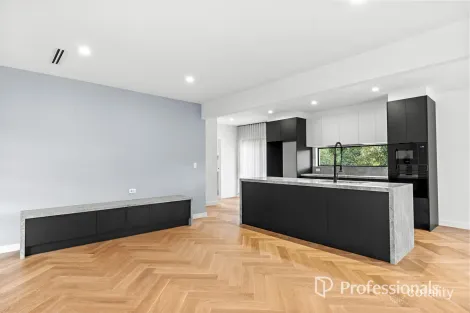 Property photo of 5 Chantilly Street Mount Waverley VIC 3149