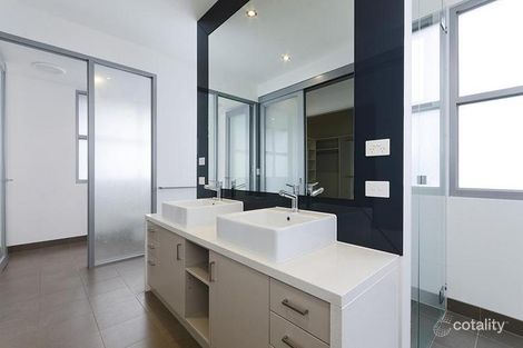 Property photo of 1/18 Wallaroo Way Highton VIC 3216