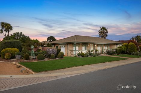 Property photo of 2 La Trobe Close Palmerston ACT 2913