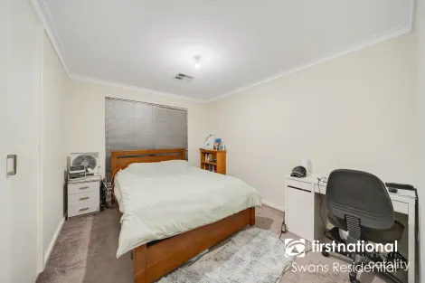 Property photo of 36 Abbott Way Swan View WA 6056