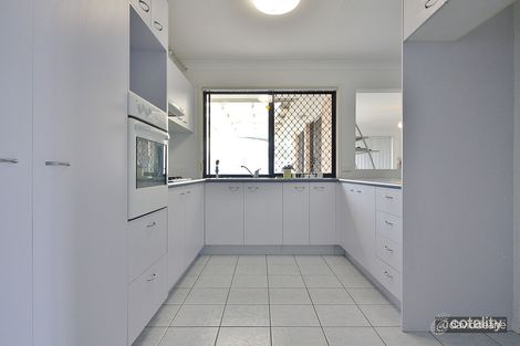 Property photo of 2 Cooper Court Murrumba Downs QLD 4503