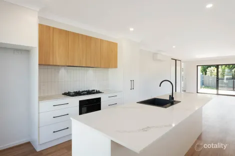 Property photo of 6 Robin Close Merimbula NSW 2548