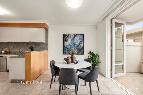 Property photo of 21 Polo Parade Caulfield North VIC 3161