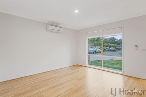 Property photo of 21 Grierson Drive Kilsyth VIC 3137