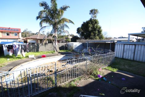 Property photo of 24 Hillview Parade Lurnea NSW 2170