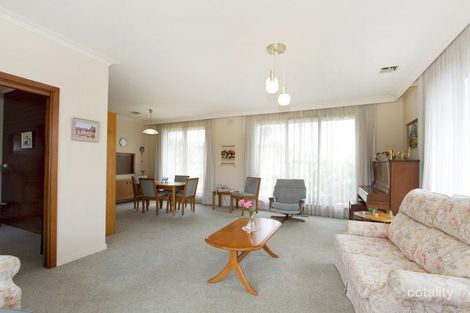 Property photo of 7 Rosaline Avenue Mount Waverley VIC 3149