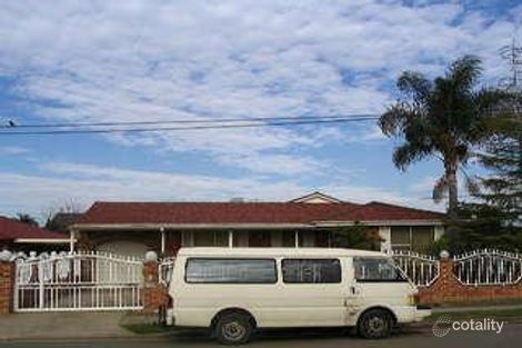 19 Ashgrove St, St Johns Park, NSW 2176