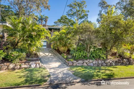 18 Yeerinbool Ct, Arana Hills, QLD 4054