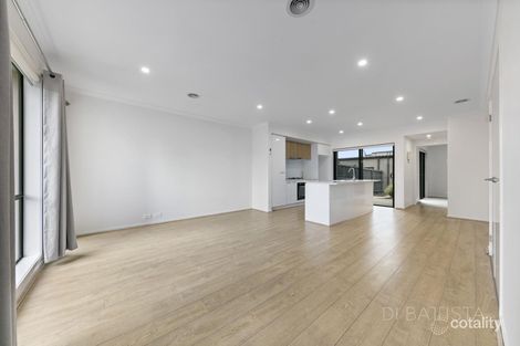 Property photo of 5 Plenty View Beveridge VIC 3753