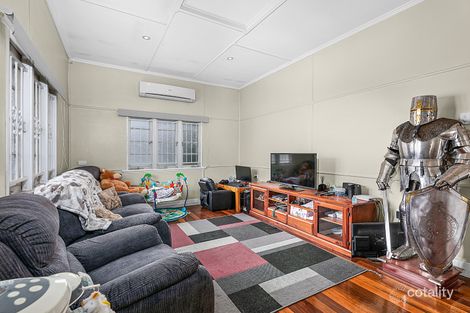 Property photo of 4 McGrath Lane Booval QLD 4304