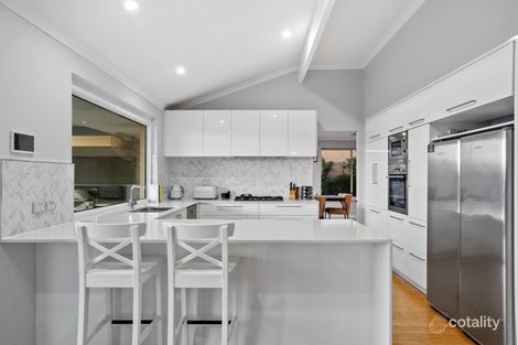 Property photo of 3 Warringah Close Kallaroo WA 6025