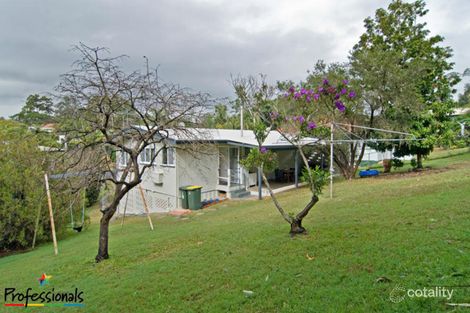 78 Falkirk St, Stafford Heights, QLD 4053