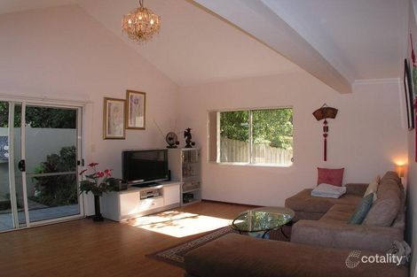 Property photo of 20 Lurnea Crescent Forestville NSW 2087