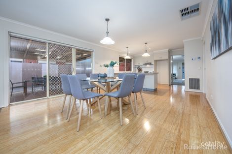 Property photo of 14 Border Boulevard Sunbury VIC 3429