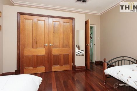 Property photo of 146 St Brigids Terrace Scarborough WA 6019