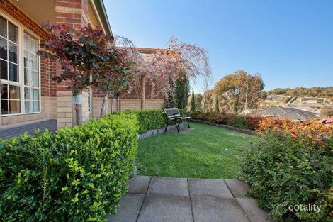 Property photo of 19 Mountain View Circuit Beaconsfield VIC 3807