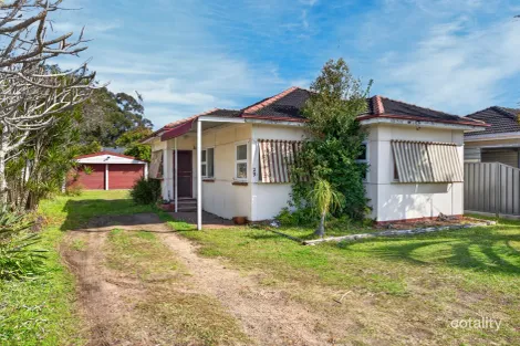 29 Dunban Rd, Woy Woy, NSW 2256