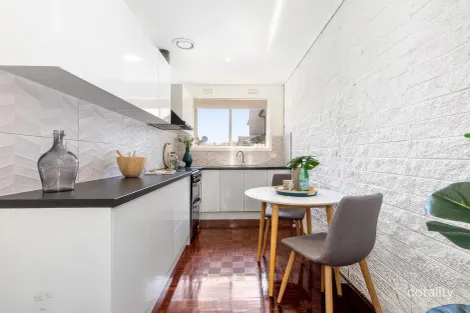 Property photo of 2/1 Knole Street Hadfield VIC 3046