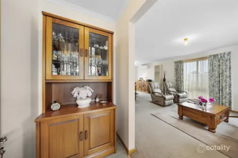 Property photo of 2/65-67 Lansdowne Street Sale VIC 3850