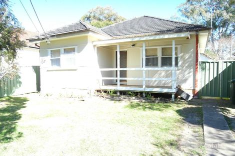 15 Chamberlain Ave, Caringbah, NSW 2229